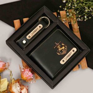 Personalized Leather Wallet with Customized Keychain with Name and Charm