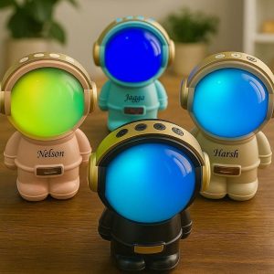 🚀 Astronaut Bluetooth Speaker – Custom Name Edition 🌌
