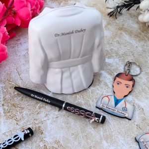 Doctor stand,Pen and Keychain combo